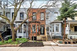 164 MUNRO STREET Toronto, ON M4M 2B9