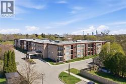 4644 PETTIT Avenue Unit# 203 Niagara Falls, ON L2E 6L5