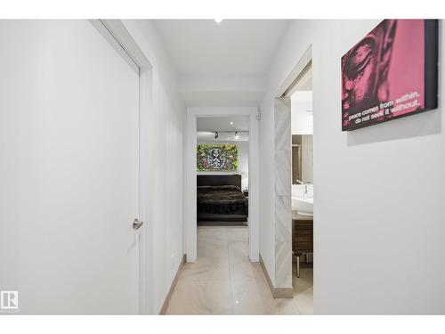 10065 90 Av Nw, Edmonton, AB - Indoor Photo Showing Other Room