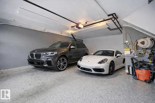10065 90 Av Nw, Edmonton, AB - Indoor Photo Showing Garage