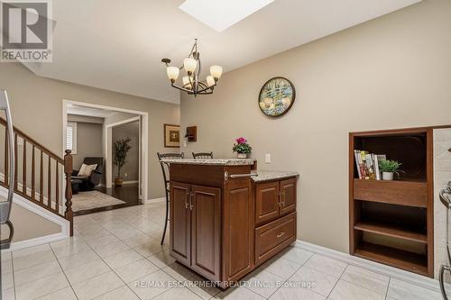 263 Guildwood Drive, Hamilton, ON - Indoor Photo Showing Other Room