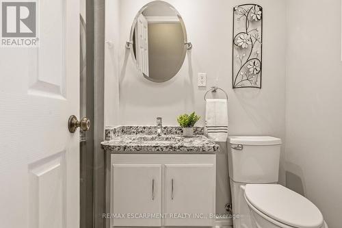 263 Guildwood Drive, Hamilton, ON - Indoor Photo Showing Bathroom