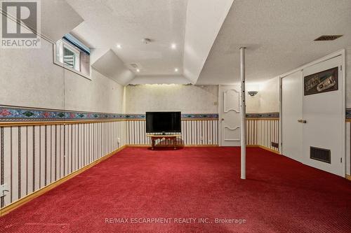 263 Guildwood Drive, Hamilton, ON - Indoor Photo Showing Other Room