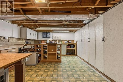 263 Guildwood Drive, Hamilton, ON - Indoor Photo Showing Basement