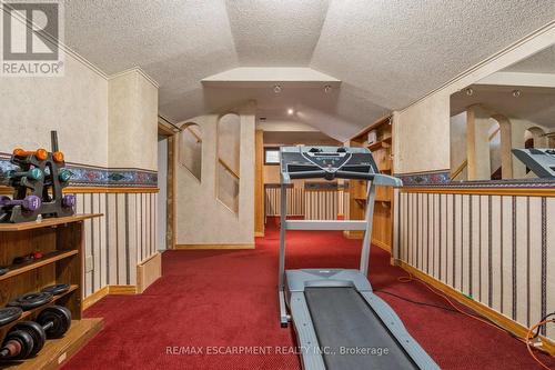 263 Guildwood Drive, Hamilton, ON - Indoor Photo Showing Other Room