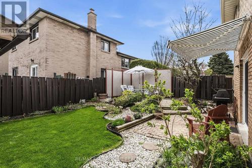 263 Guildwood Drive, Hamilton, ON - Outdoor