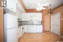 411 215 Lowe Road, Saskatoon, SK  - Indoor Photo Showing Kitchen 