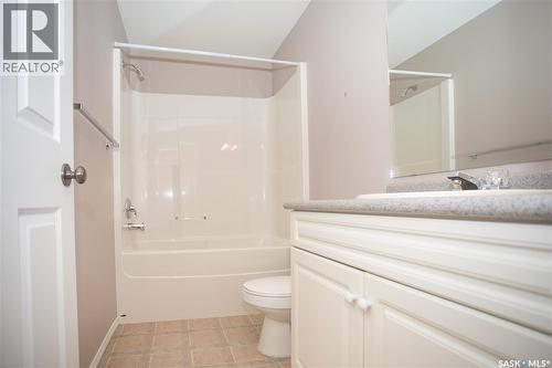 411 215 Lowe Road, Saskatoon, SK - Indoor Photo Showing Bathroom