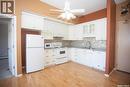 411 215 Lowe Road, Saskatoon, SK  - Indoor Photo Showing Kitchen 