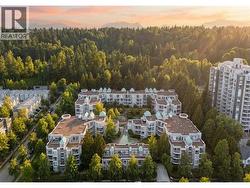 101 8460 JELLICOE STREET  Vancouver, BC V5S 4S8