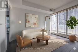 5011 - 125 BLUE JAYS WAY Toronto, ON M5V 0N5