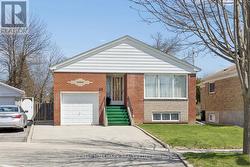 63 MONTVALE DRIVE Toronto, ON M1M 3E5