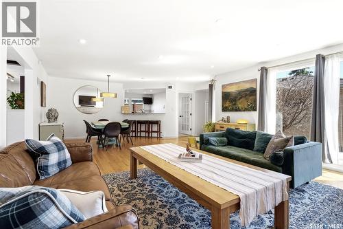 2640 19Th Avenue, Regina, SK - Indoor Photo Showing Living Room
