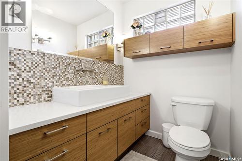 2640 19Th Avenue, Regina, SK - Indoor Photo Showing Bathroom