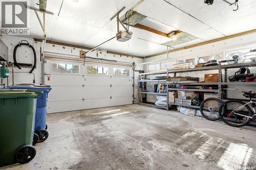 2640 19Th Avenue, Regina, SK - Indoor Photo Showing Garage