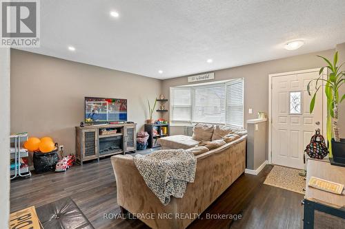 18 Lafayette Drive, St. Catharines (Lakeport), ON - Indoor