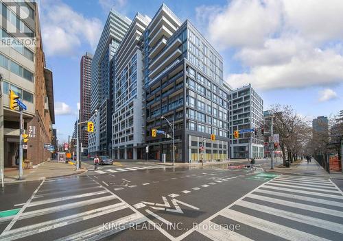 233 - 121 LOWER SHERBOURNE STREET S  Toronto, ON M5A 1E7