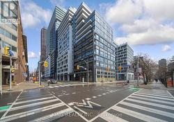 233 - 121 LOWER SHERBOURNE STREET S Toronto, ON M5A 1E7