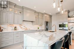 54 VITLOR DRIVE Richmond Hill, ON L4E 4P9