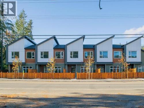 105-5191 Manson Ave, Powell River, BC - Outdoor With Facade