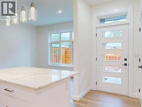 103-5191 Manson Ave, Powell River, BC - Indoor Photo Showing Other Room