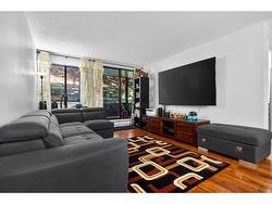 G08 10698 151A STREET Surrey, BC V3R 8T5