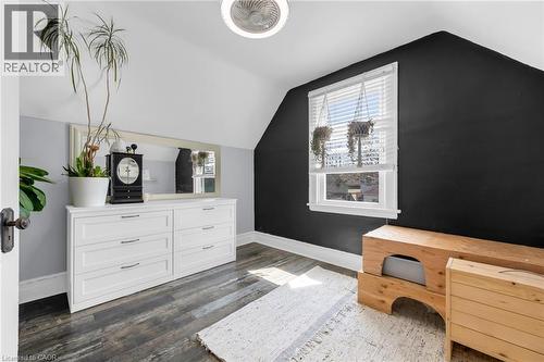 22 Cope Street, Hamilton, ON - Indoor