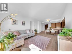 305 2707 LIBRARY LANE  North Vancouver, BC V7J 0C6