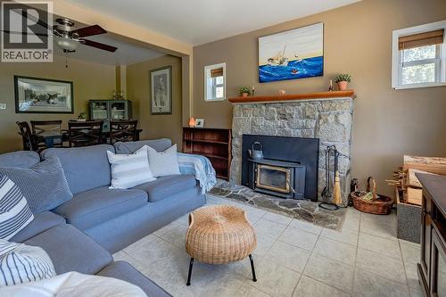 2465 3A Highway, Nelson, BC - Indoor Photo Showing Living Room With Fireplace