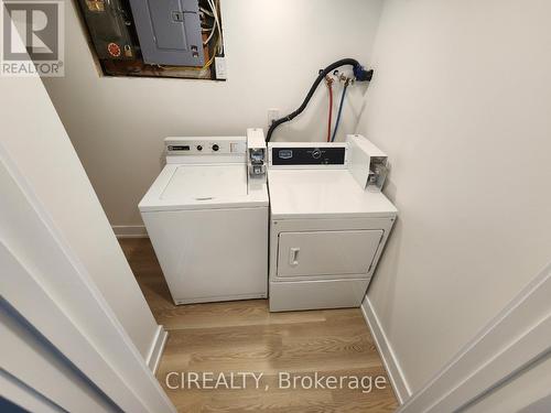 Lower - 31 Bailey Crescent, Aurora, ON - Indoor Photo Showing Laundry Room