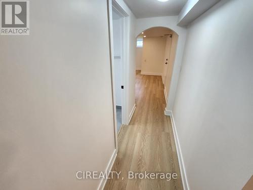 Lower - 31 Bailey Crescent, Aurora, ON - Indoor Photo Showing Other Room