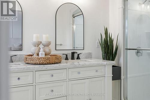 47 Winners Way, Hamilton, ON - Indoor Photo Showing Bathroom