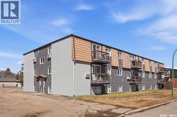 18 116 Acadia COURT  Saskatoon, SK S7H 4T7