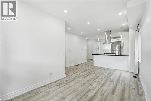 Large living area - 73 Gertrude Street, Hamilton, ON - Indoor