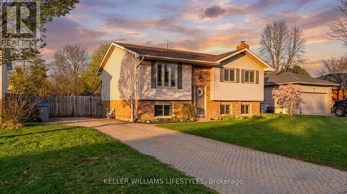 7 PEARSON AVENUE  Strathroy-Caradoc (Sw), ON N7G 3X8