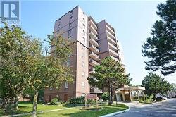902 - 3065 QUEEN FREDERICA DRIVE  Mississauga, ON L4Y 3A3