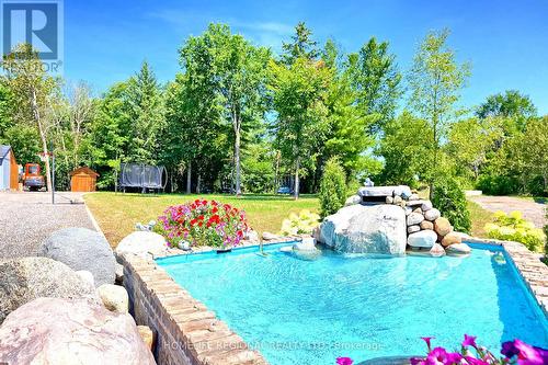 5329 First Line, Erin, ON - Outdoor With In Ground Pool