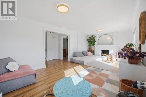 4135 Dunmow Crescent, Mississauga, ON - Indoor Photo Showing Living Room With Fireplace