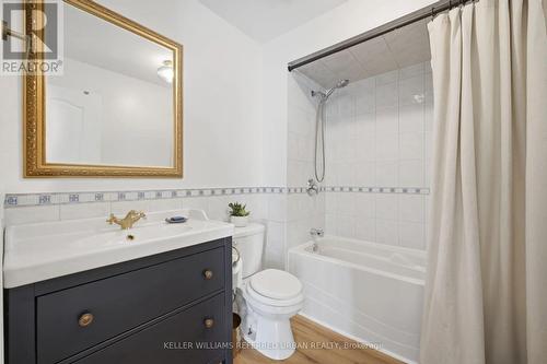 4135 Dunmow Crescent, Mississauga, ON - Indoor Photo Showing Bathroom