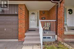 31 - 750 BURNHAMTHORPE ROAD E  Mississauga, ON L4Y 2X3