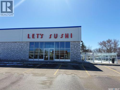 5885 Rochdale Boulevard, Regina, SK 