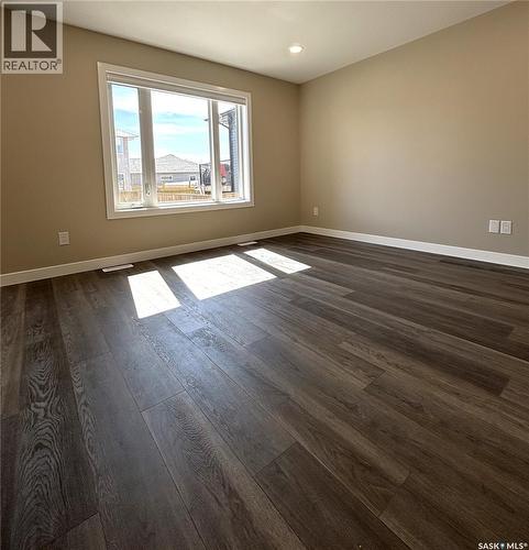 371 Childers Crescent, Saskatoon, SK - Indoor Photo Showing Other Room