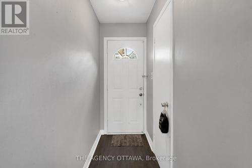 10 Collins Crescent, Brampton (Brampton North), ON - Indoor Photo Showing Other Room