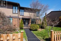 25 - 890 CAHILL DRIVE W  Ottawa, ON K1V 9A4