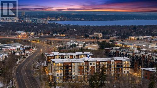 407 - 306 ESSA ROAD  Barrie, ON L9J 0H5