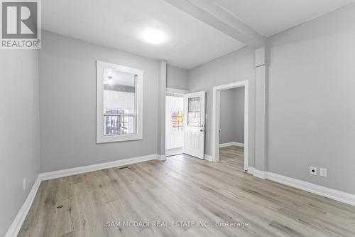 266 Beach Road, Hamilton, ON - Indoor Photo Showing Other Room