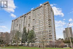 1812 - 1580 MISSISSAUGA VALLEY BOULEVARD Mississauga, ON L5A 3T8