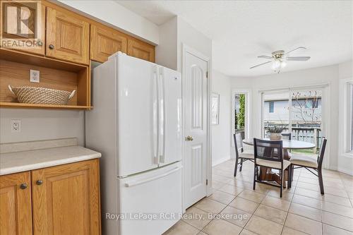 14 Parkside Street, Mapleton, ON - Indoor