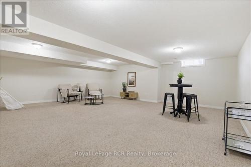 14 Parkside Street, Mapleton, ON - Indoor