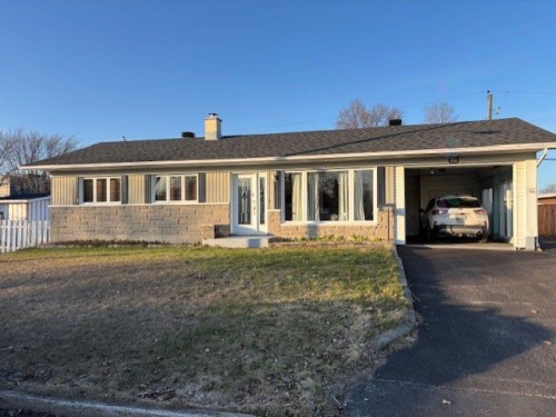 5481 Rue de la Romance  Lévis (Les Chutes-De-La-Chaudière-Est), QC G6X 3S8